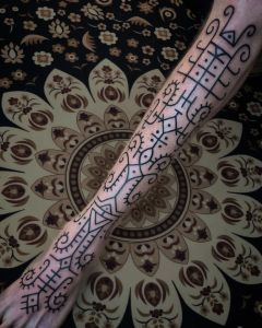 Single piece tattoos by Manuel Zellkern